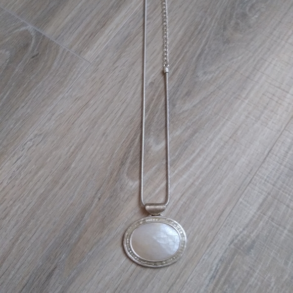 Chico's Pendant Necklace - Picture 3 of 4